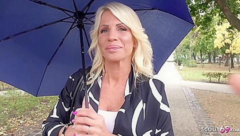 Rough Choke For Milf Tiffany