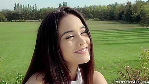 Beautiful Lady Enjoys Anal Sex